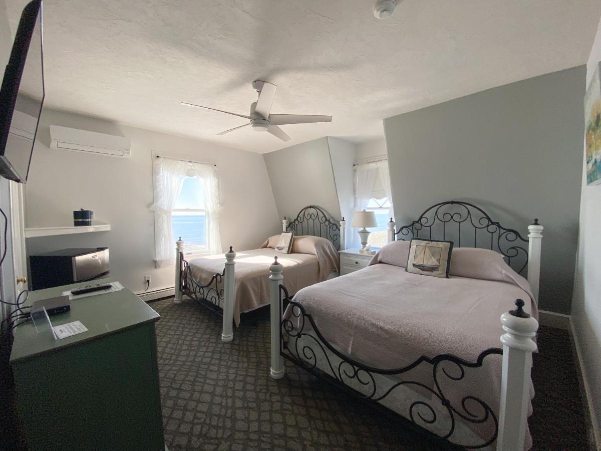 By The Sea Guests Bed & Breakfast And Suites 데니스 포트 외부 사진