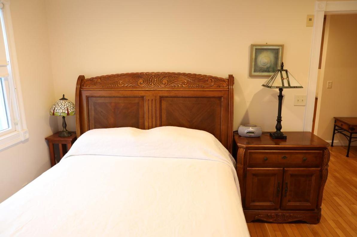 By The Sea Guests Bed & Breakfast And Suites 데니스 포트 객실 사진